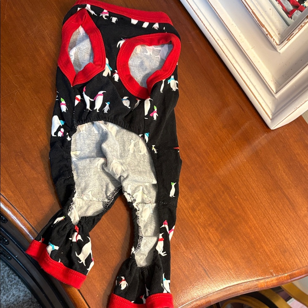 Wondershop Black and Red Dog PJ with Penguin Design small - Picture 3 of 3